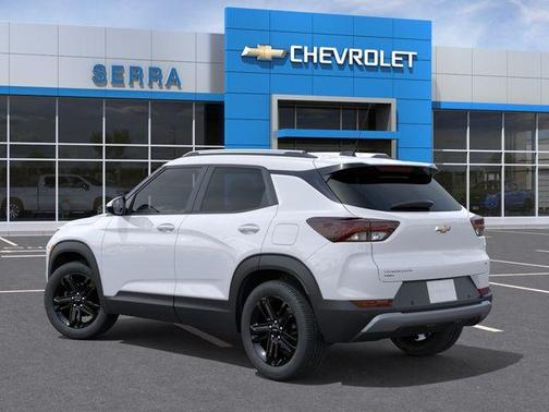 Summit White 2026 Chevrolet Trailblazer LT