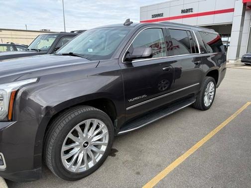 2017 GMC Yukon XL SLT