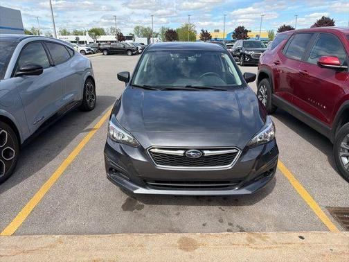 Magnetite Gray Metallic 2019 Subaru Impreza 2.0i
