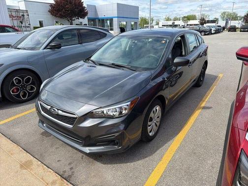 Magnetite Gray Metallic 2019 Subaru Impreza 2.0i