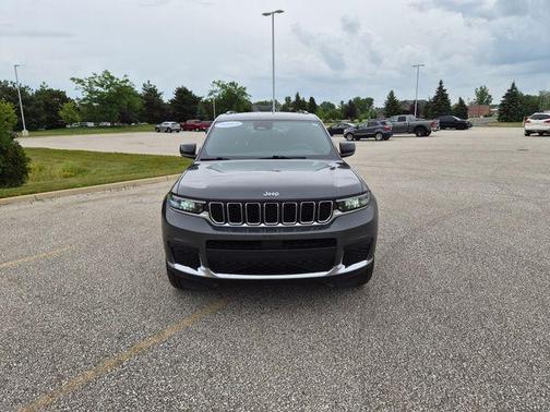 Metallic 2024 Jeep Grand Cherokee L Laredo