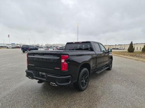 Black 2022 Chevrolet Silverado 1500 RST