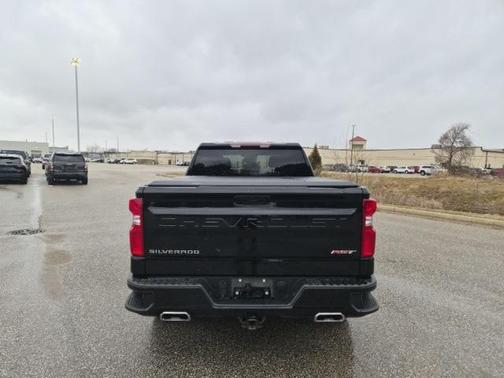 Black 2022 Chevrolet Silverado 1500 RST
