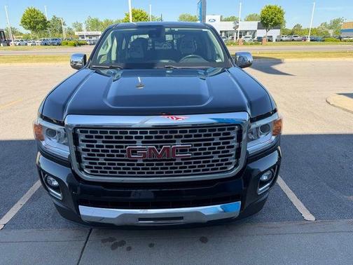 Onyx Black 2020 GMC Canyon Denali