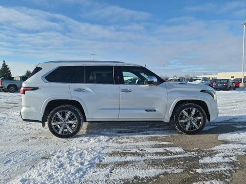 2023 Toyota Sequoia Capstone