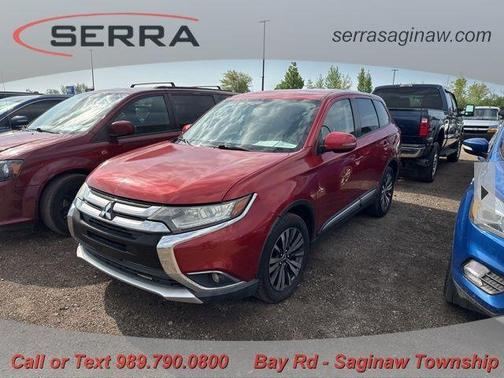 Red 2019 Mitsubishi Outlander SE