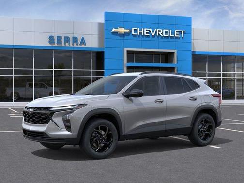 Sterling Gray Metallic 2026 Chevrolet Trax LT