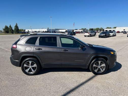 Granite Crystal Clearcoat Metallic 2019 Jeep Cherokee Limited