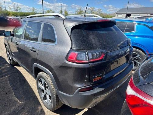 Granite Crystal Clearcoat Metallic 2019 Jeep Cherokee Limited