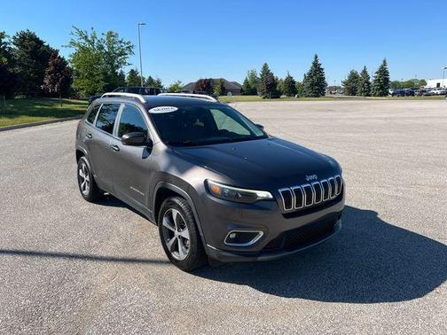 Granite Crystal Clearcoat Metallic 2019 Jeep Cherokee Limited