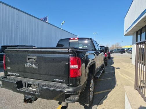 Onyx Black 2019 GMC Sierra 2500 Denali