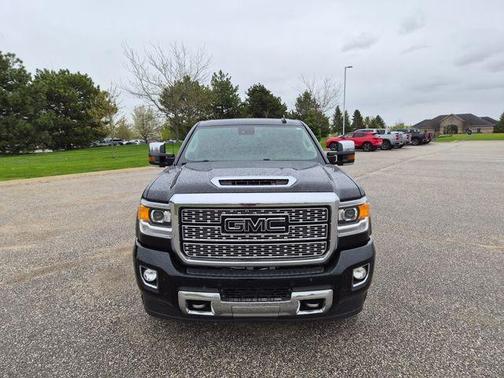 Onyx Black 2019 GMC Sierra 2500 Denali