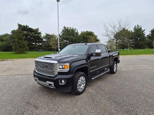 Onyx Black 2019 GMC Sierra 2500 Denali