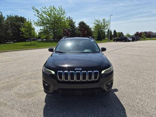Diamond Black 2022 Jeep Cherokee Latitude Lux