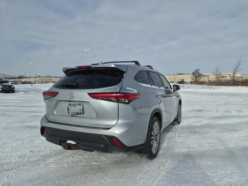 2020 Toyota Highlander Platinum
