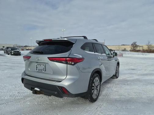 2020 Toyota Highlander Platinum