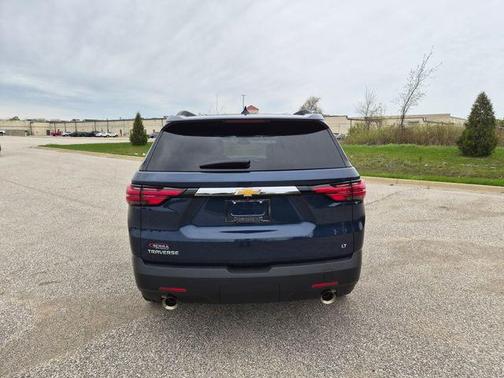 Northsky Blue Metallic 2023 Chevrolet Traverse LT Cloth