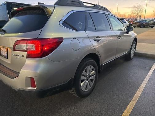 2017 Subaru Outback 2.5i Premium