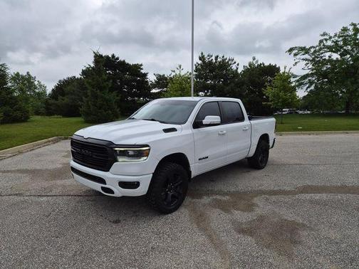 Bright White Clearcoat 2020 RAM 1500 Big Horn