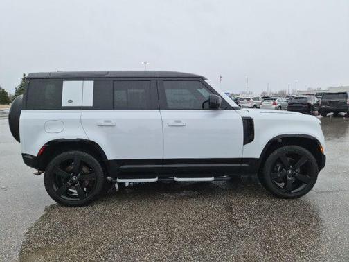 Yulong White 2023 Land Rover Defender 110 V8
