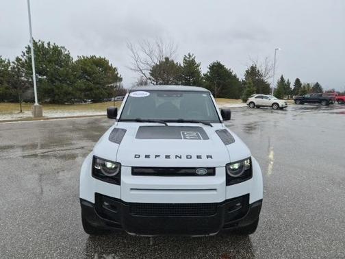 2023 Land Rover Defender 110 V8