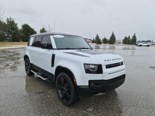 Yulong White 2023 Land Rover Defender 110 V8