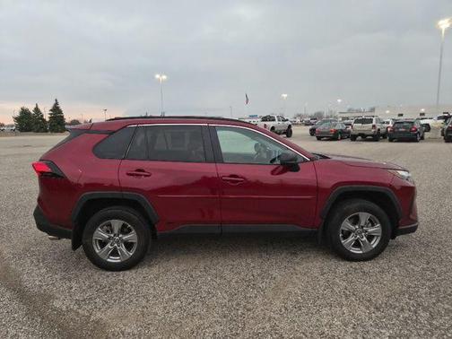 2023 Toyota RAV4 Hybrid LE