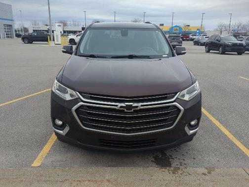 Black Currant Metallic 2018 Chevrolet Traverse LT Leather
