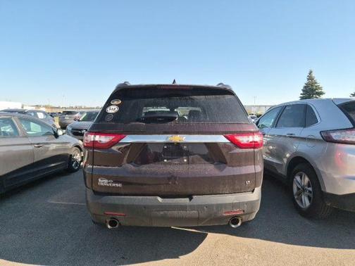 Black Cherry Metallic 2021 Chevrolet Traverse LT Cloth