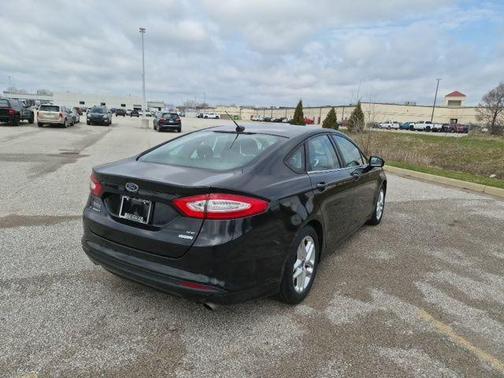 2013 Ford Fusion SE