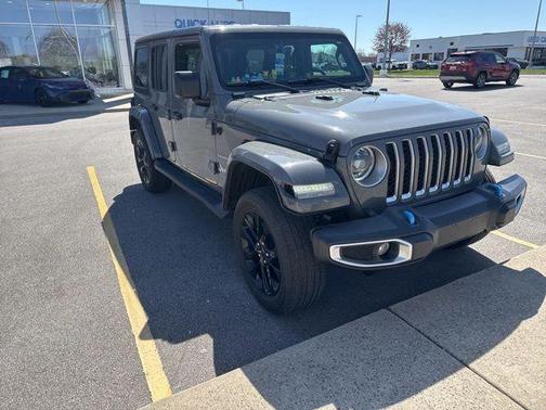 Sting Gray Clearcoat 2023 Jeep Wrangler 4xe Sahara