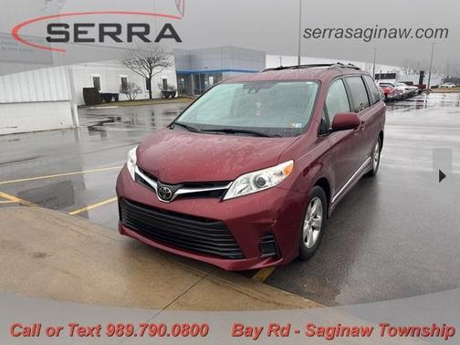 2018 Toyota Sienna LE