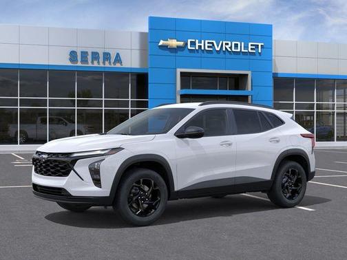 Summit White 2026 Chevrolet Trax LT