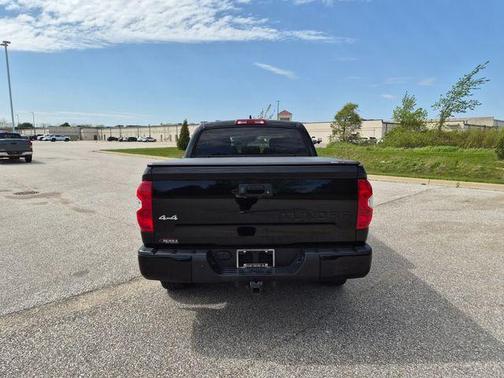 Midnight Black Metallic 2020 Toyota Tundra SR5