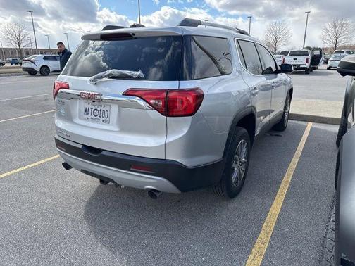 2019 GMC Acadia SLE-2