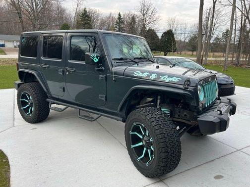 Rhino Clearcoat 2017 Jeep Wrangler Unlimited Sahara