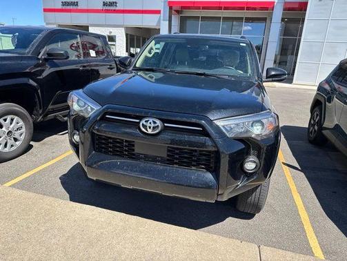 Midnight Black Metallic 2024 Toyota 4Runner SR5 Premium