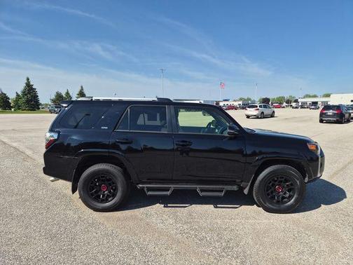 Midnight Black Metallic 2024 Toyota 4Runner SR5 Premium