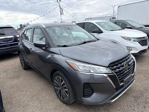 Gun Metallic 2021 Nissan Kicks SV