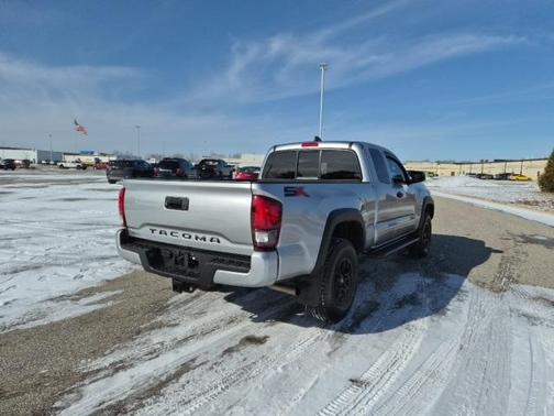 2022 Toyota Tacoma SR