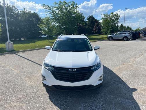 Summit White 2020 Chevrolet Equinox 2LT