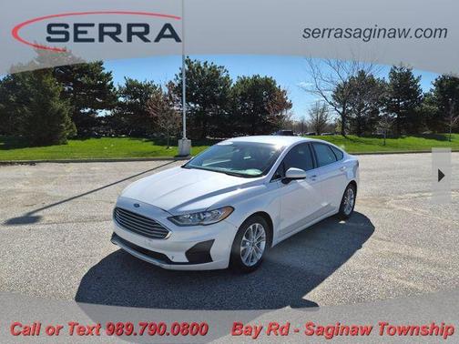 White Platinum Clearcoat Metallic 2020 Ford Fusion SE