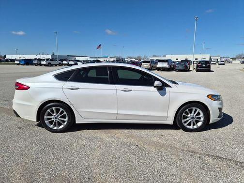 White Platinum Clearcoat Metallic 2020 Ford Fusion SE