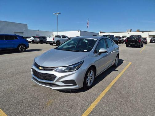 Silver Ice Metallic 2016 Chevrolet Cruze LT Automatic