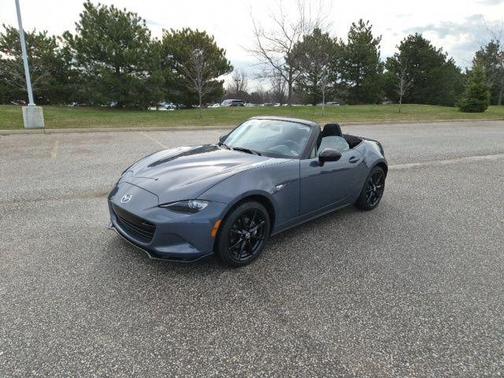 2022 Mazda MX-5 Miata Club
