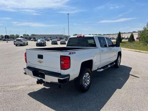 White 2019 Chevrolet Silverado 2500 LT