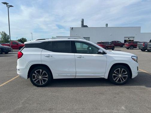 Summit White 2018 GMC Terrain Denali