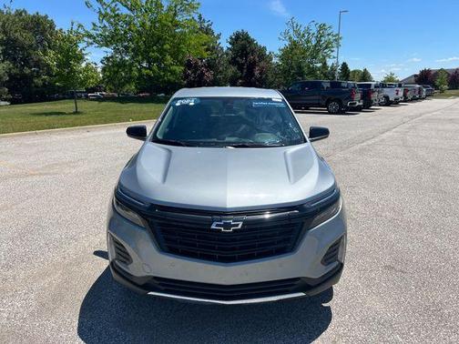 Sterling Gray Metallic 2024 Chevrolet Equinox LT