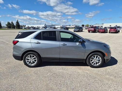 Sterling Gray Metallic 2024 Chevrolet Equinox LT