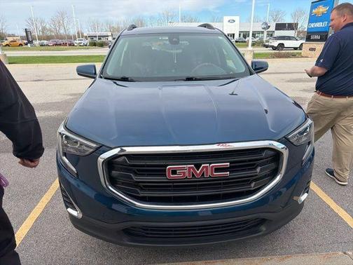 Blue Emerald Metallic 2020 GMC Terrain SLE